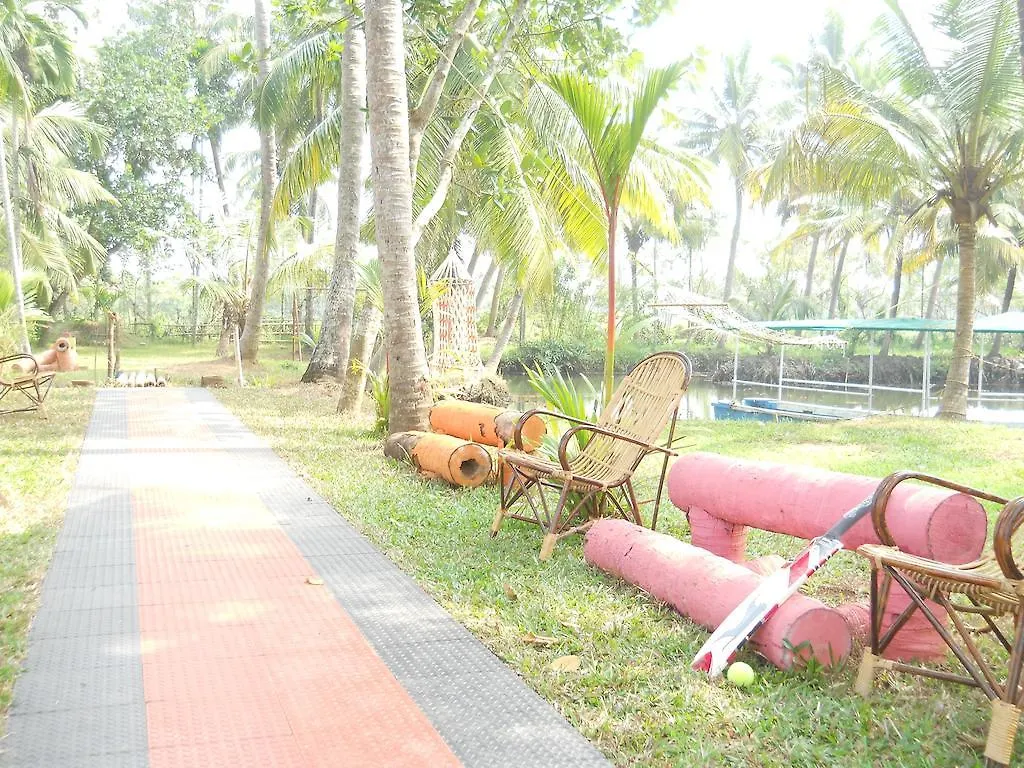 Mangrove Island Village Kochi 0*,  India